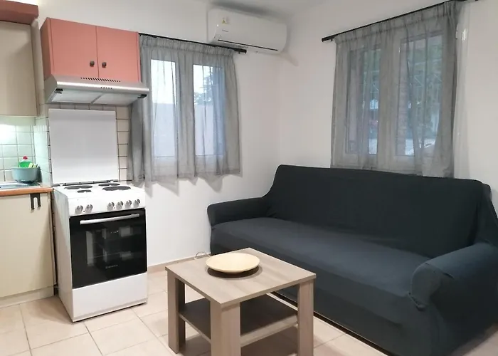 아파트 Petite Sofos